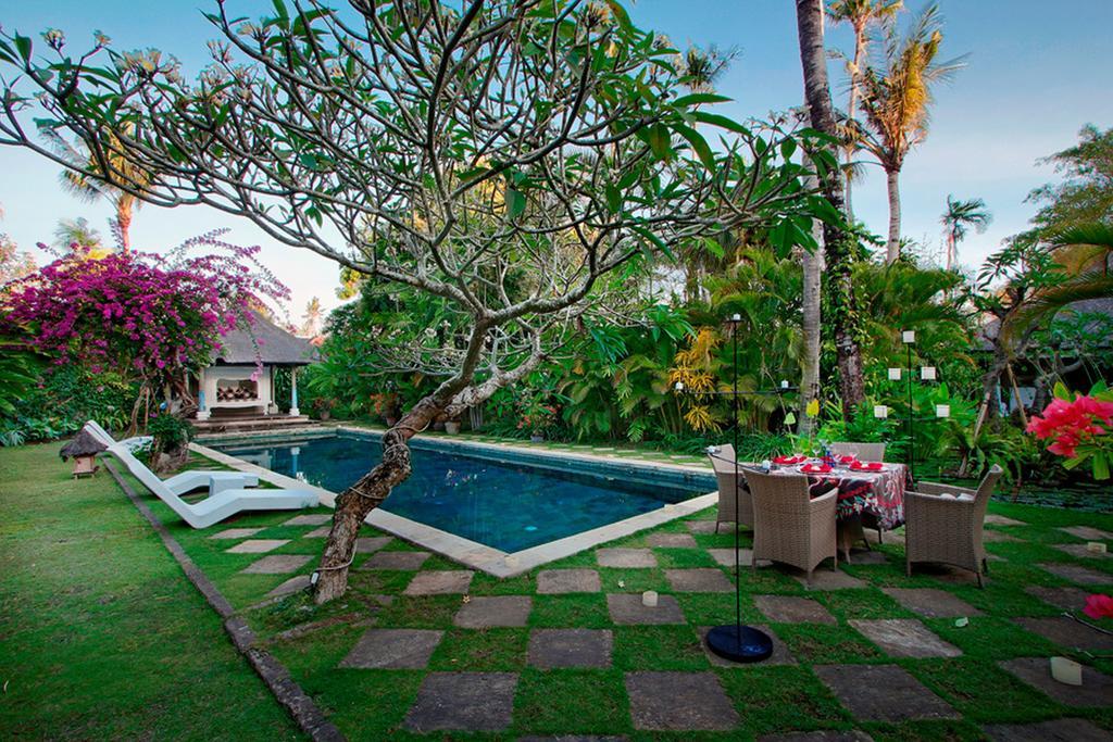 Villa Hibiscus Sanur Exterior photo