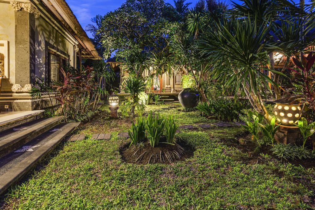 Villa Hibiscus Sanur Exterior photo